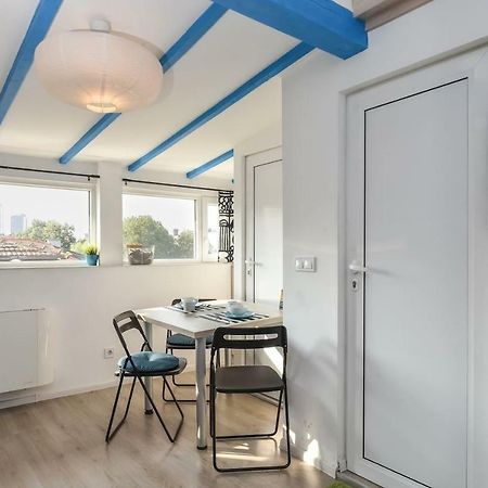 The Ivy House - A Cozy Attic Near The City Center By Flat Mаnager Sofia Esterno foto